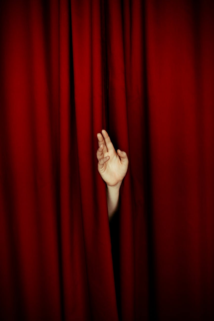Užupio teatrų magija naujų potyrių paieškoje scenoje ir už jos ribų